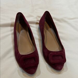 Vionic Amanda Ballet Flat Point‎ Toe with Arch Support Wine Red Size 6.5